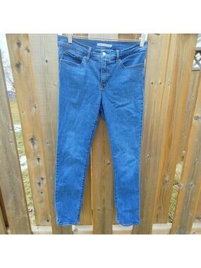 LEVI'S 312 SHAPING SLIM Size 29 Women's Denim Jeans
